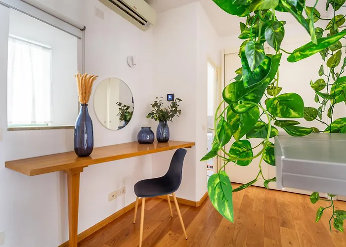 Iflat Discovering Monti - Charming And Modern * Roma